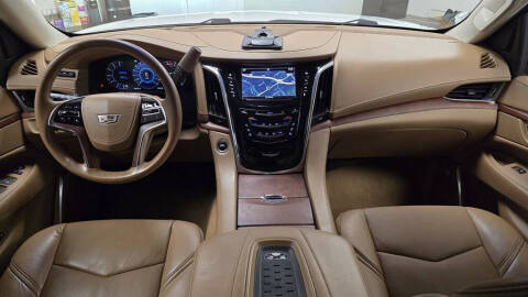 2016 Cadillac Escalade Platinum