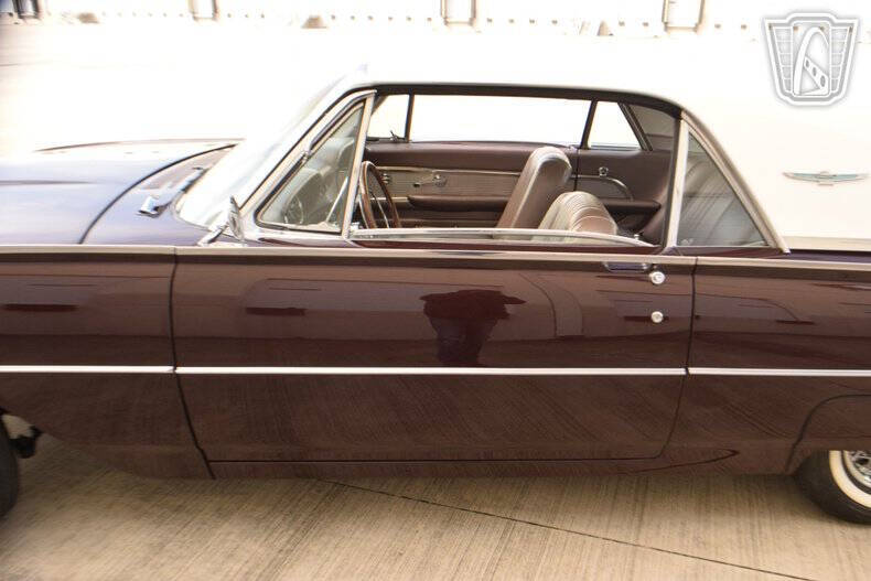 1962 Ford Thunderbird