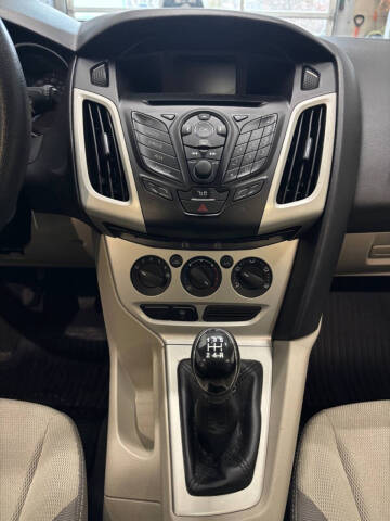 2012 Ford Focus SE
