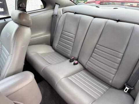 2004 Ford Mustang GT Deluxe