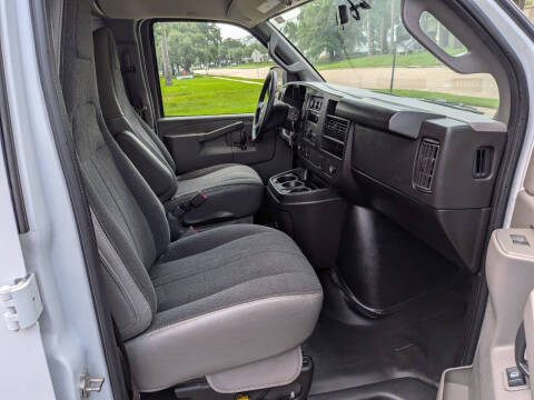 2024 Chevrolet Express 2500