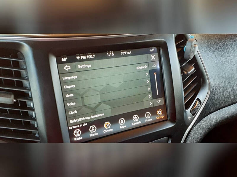 2021 Jeep Cherokee Latitude Lux