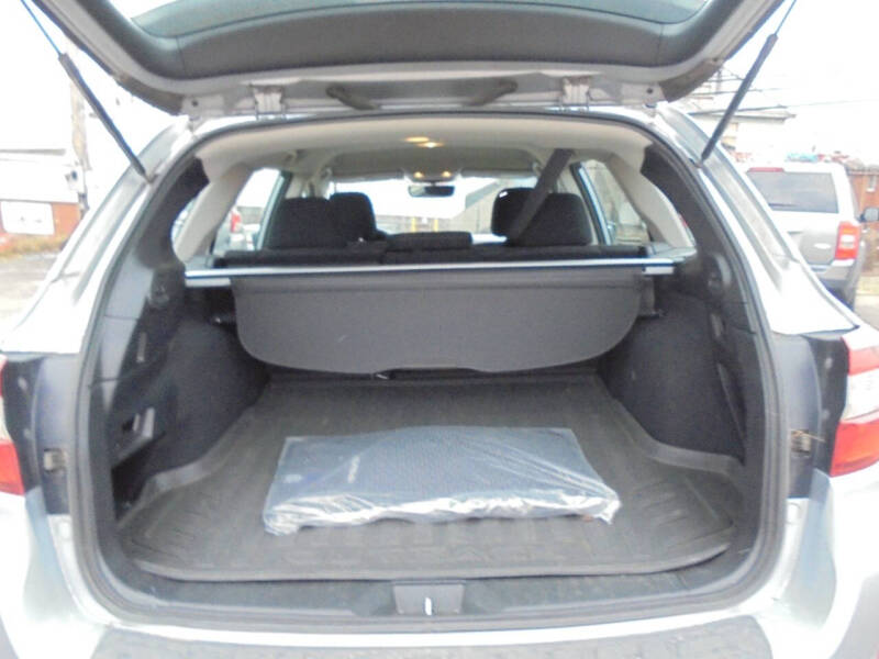 2017 Subaru Outback 2.5i