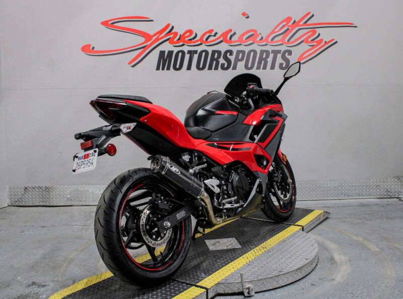 2024 Kawasaki Ninja 500 SE ABS