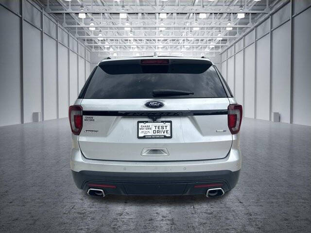 2016 Ford Explorer Sport