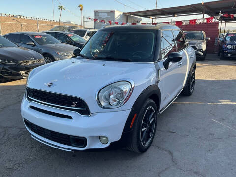 2015 MINI Countryman for sale at M&M Diamond Cars LLC in Phoenix AZ