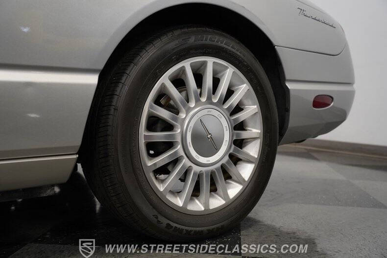 2004 Ford Thunderbird Deluxe