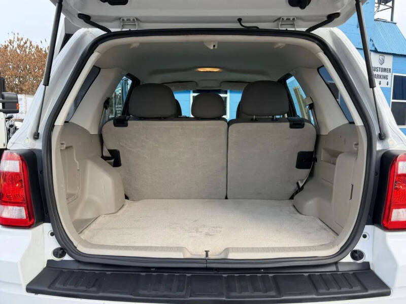 2011 Ford Escape XLS