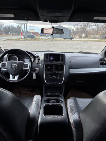 2016 Dodge Grand Caravan R/T