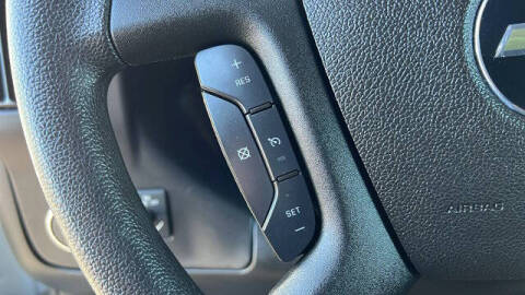 2023 Chevrolet Express 2500