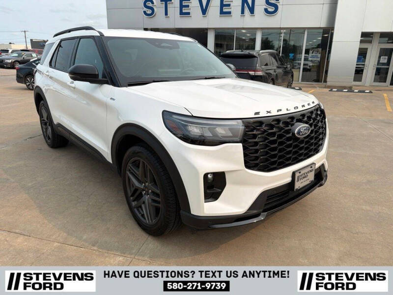 2025 Ford Explorer ST-Line