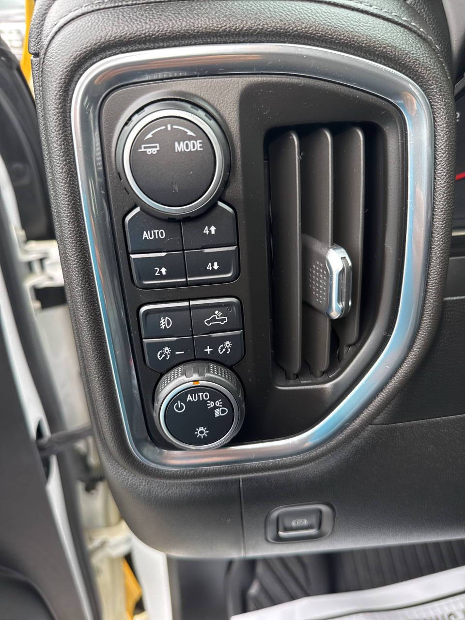 used 2022 Chevrolet Silverado 1500 Limited car, priced at $31,299