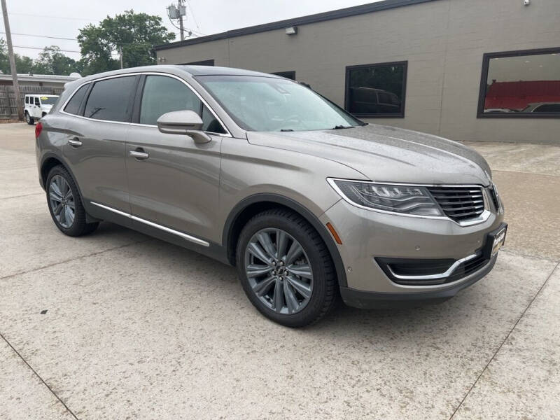 2016 Lincoln MKX for sale at Tigerland Motors in Sedalia MO