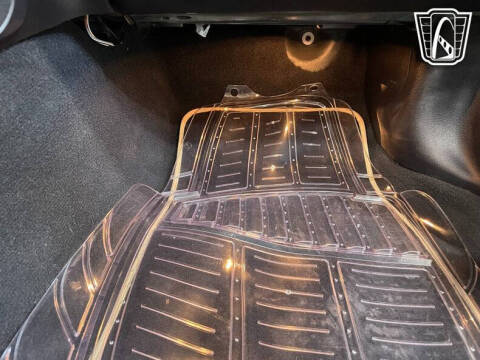 2004 Ford Thunderbird Deluxe