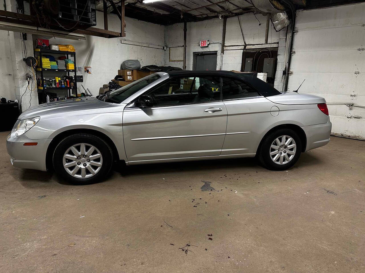 2009 Chrysler Sebring 36