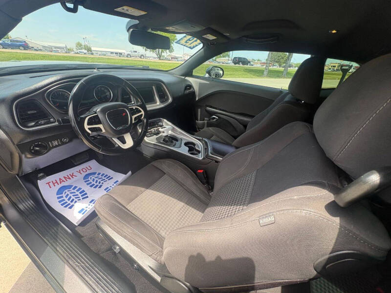 2019 Dodge Challenger SXT
