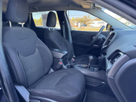 2020 Jeep Cherokee Latitude