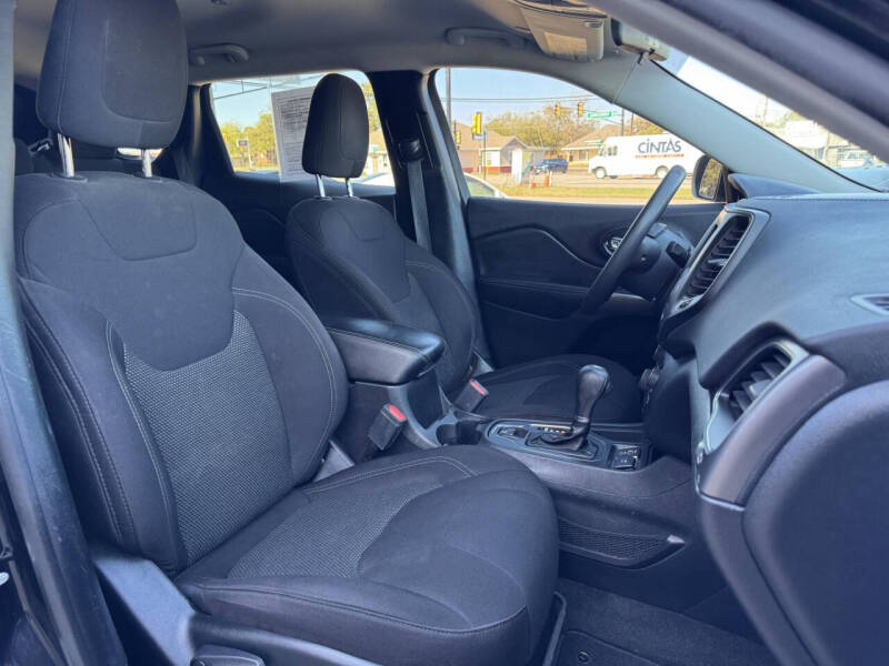 2020 Jeep Cherokee Latitude