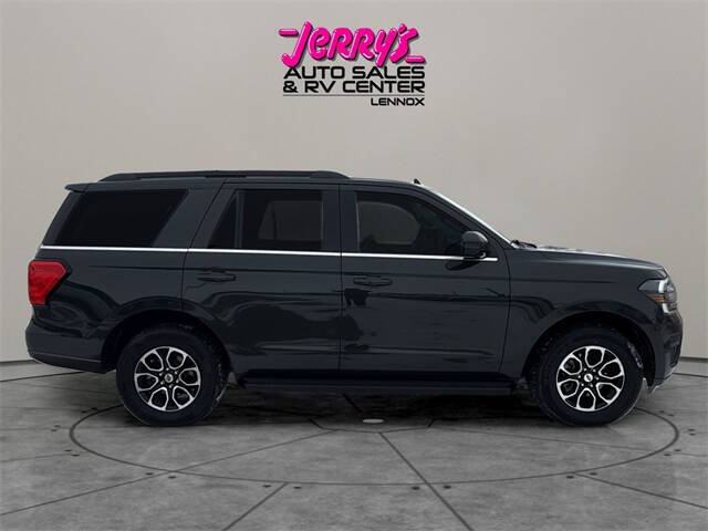 2022 Ford Expedition XLT