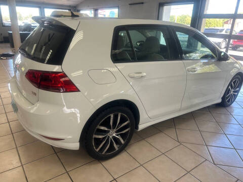 2015 Volkswagen Golf