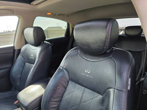 2011 Infiniti FX35