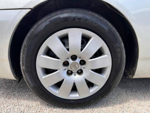2003 Toyota Corolla LE