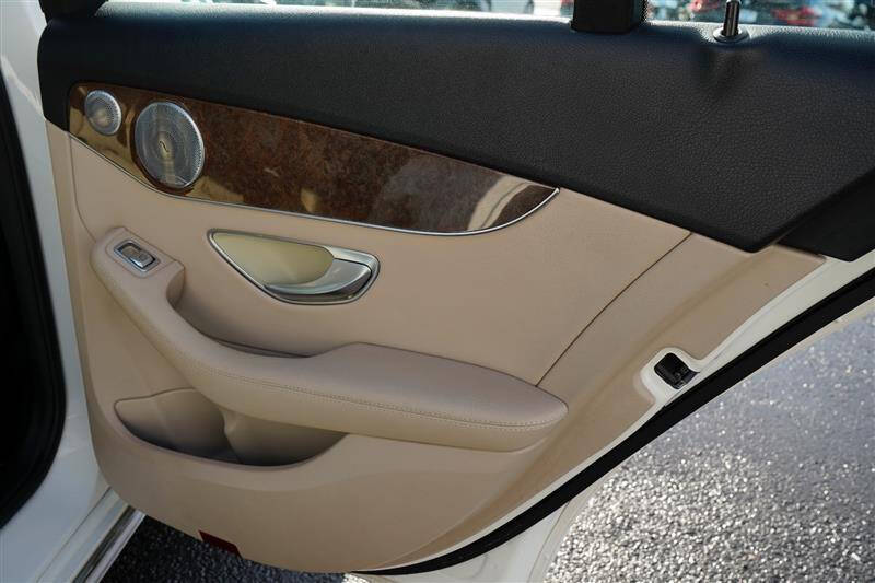 2016 Mercedes-Benz C-Class