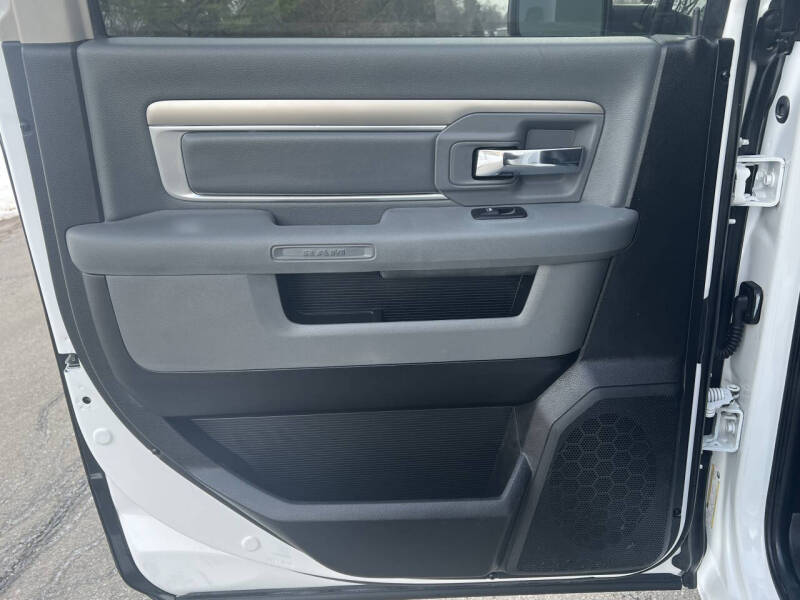 2016 RAM 1500 Big Horn