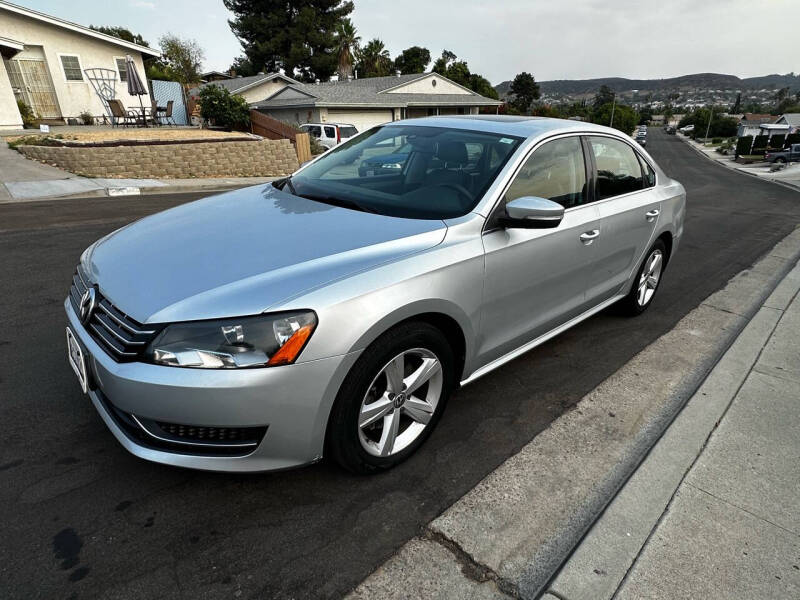 2013 Volkswagen Passat SE photo 2