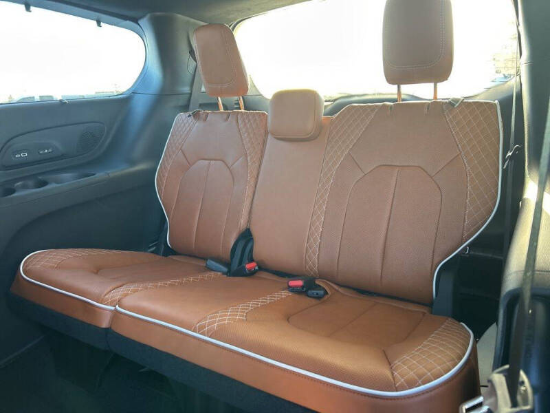 2026 Chrysler Pacifica Pinnacle