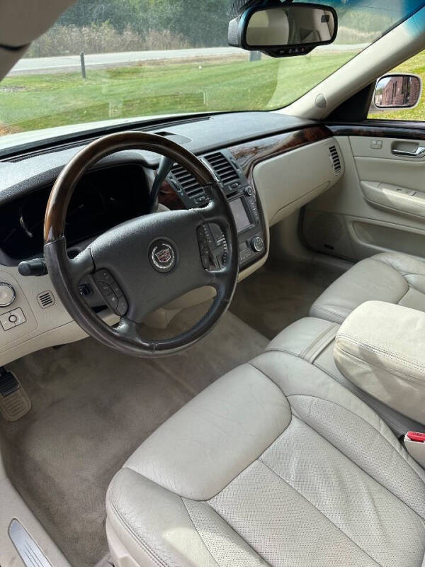 2011 Cadillac DTS Premium Collection