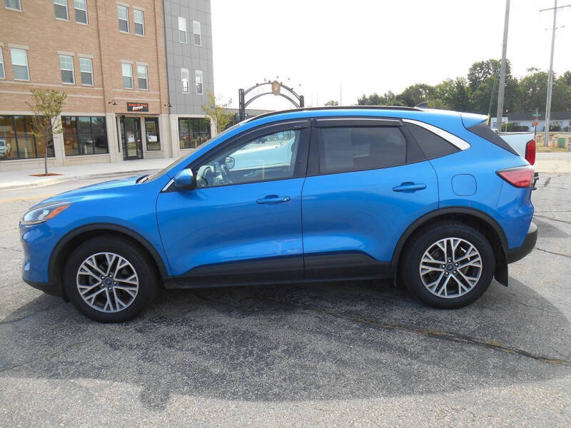2020 Ford Escape SEL