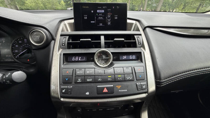 2017 Lexus NX 200t
