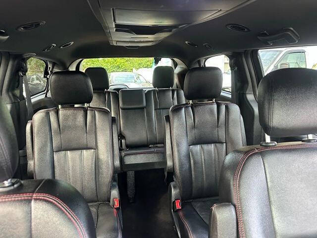 2016 Dodge Grand Caravan R/T