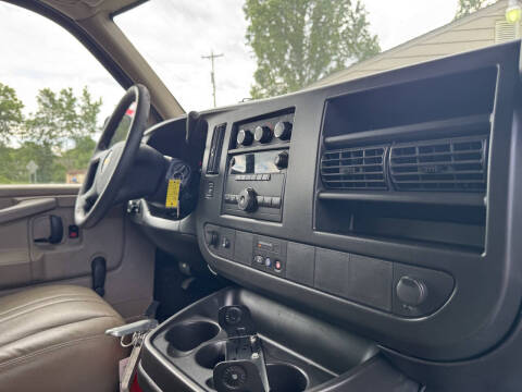 2011 Chevrolet Express LS 1500