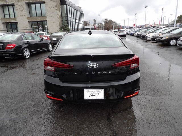 2020 Hyundai Elantra