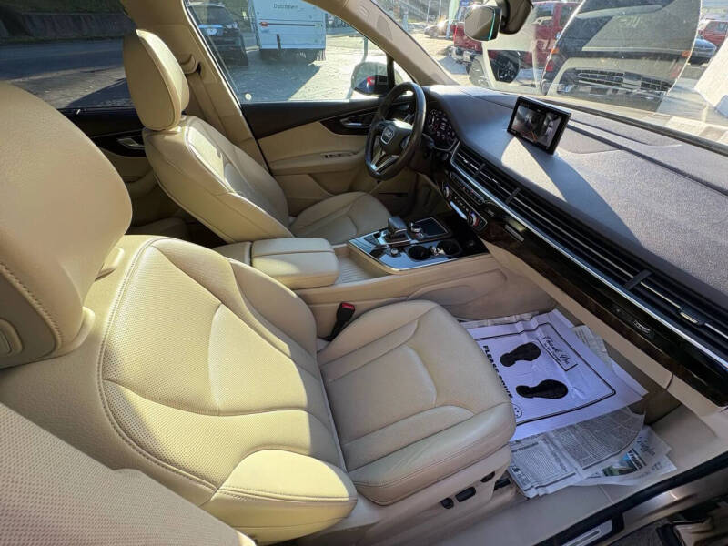 2019 Audi Q7 quattro Prestige 55 TFSI