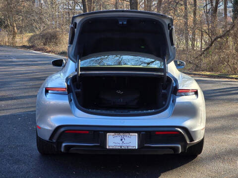 2020 Porsche Taycan Turbo