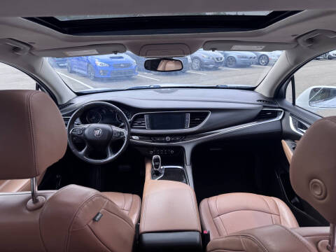 2020 Buick Enclave Essence