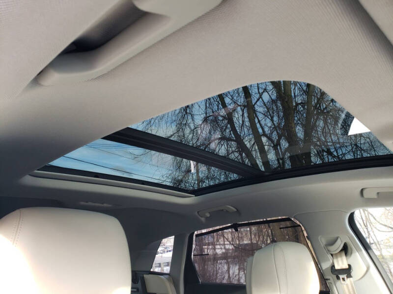 2019 Audi e-tron quattro Prestige