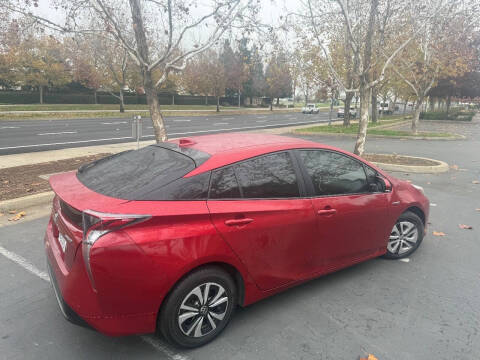 2017 Toyota Prius Two