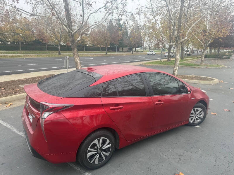 2017 Toyota Prius Two