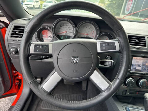 2008 Dodge Challenger SRT8