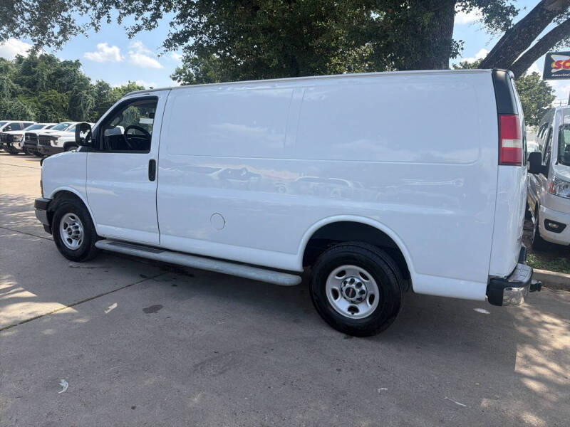 2018 GMC Savana 2500