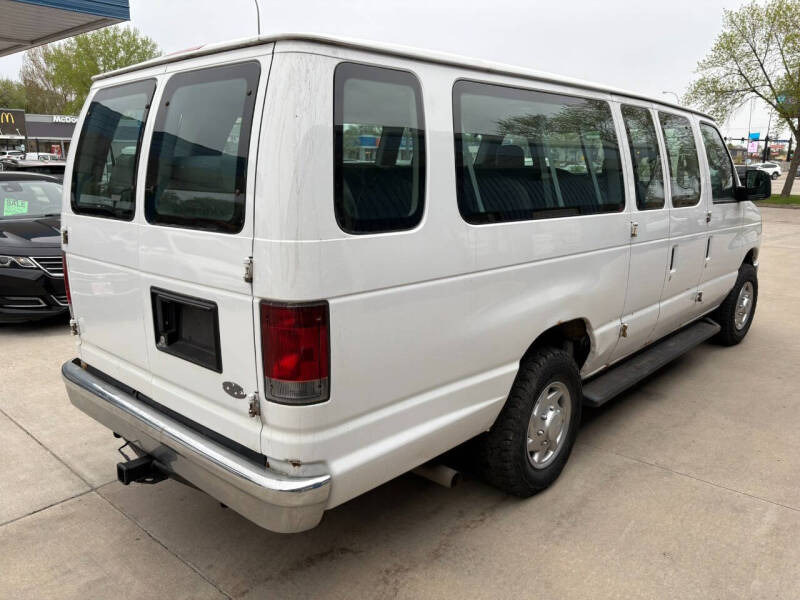 2010 Ford E-Series E-350 SD XL