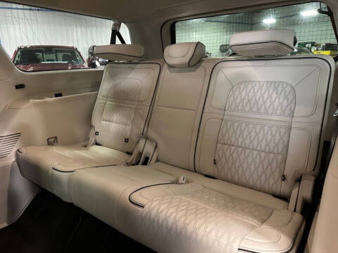 2023 Lincoln Navigator L Black Label