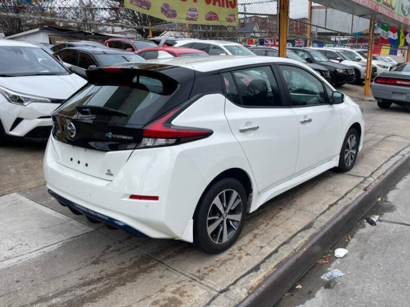 2022 Nissan LEAF S PLUS