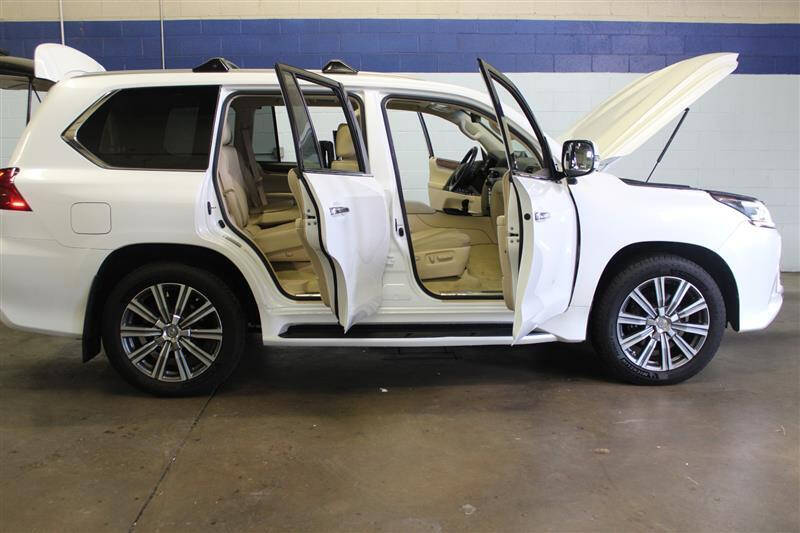 2016 Lexus LX 570