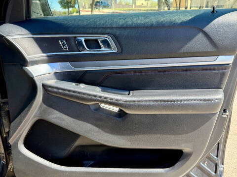 2016 Ford Explorer Sport