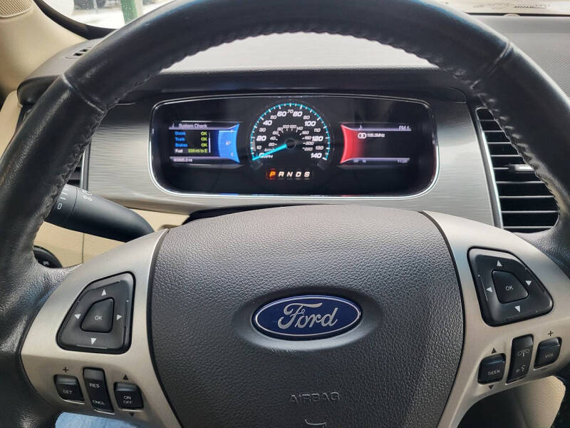 2013 Ford Taurus SEL